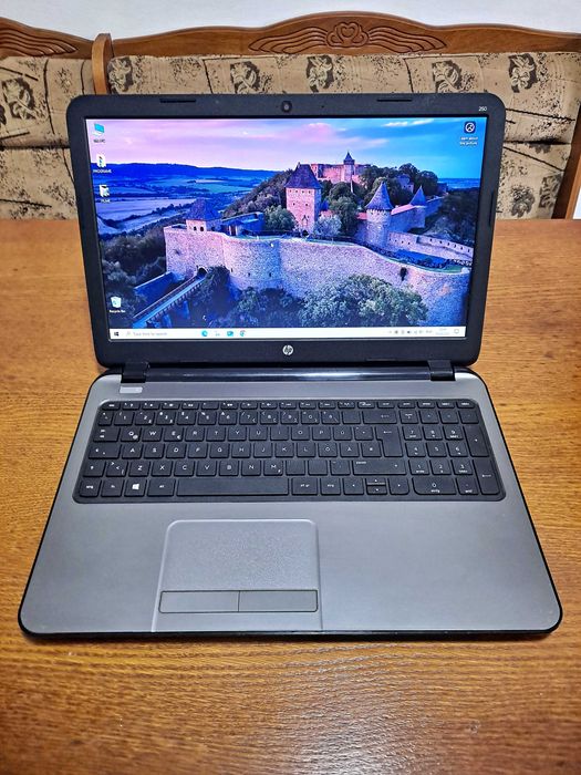 Vand laptop HP250 G3 /i5-4210U-8 GB RAM-SSD 240 GB-NVIDIA GeForce 2 GB