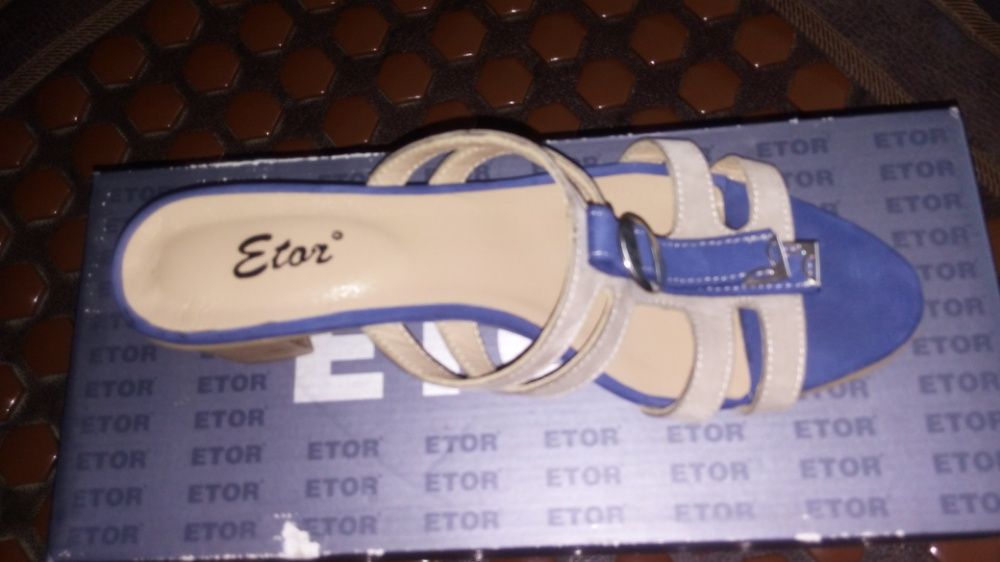 новые босоножки Натуральная кожа.