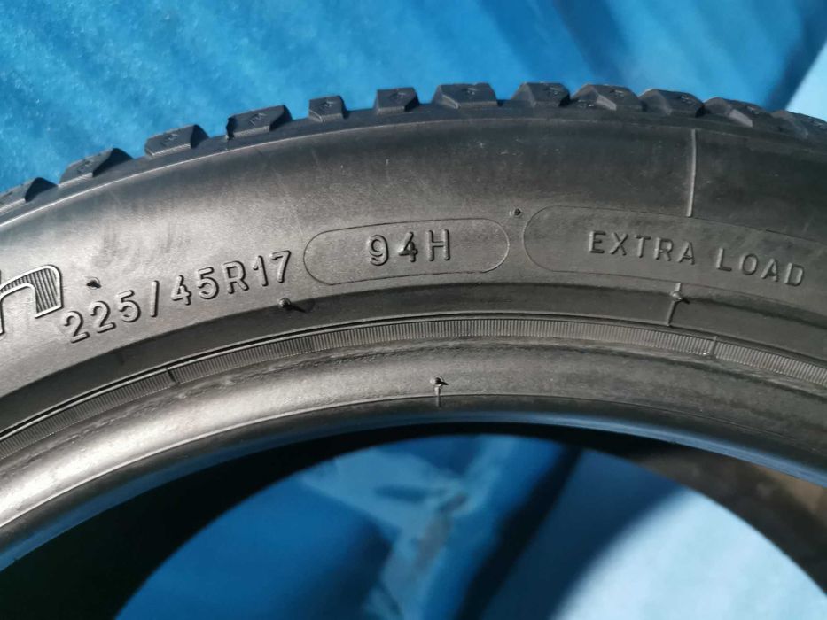 225 45 17  bf goodrich m+s 2 buc