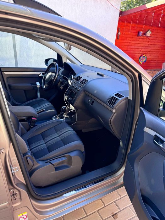 VW Touran DSG 1.6 TDI