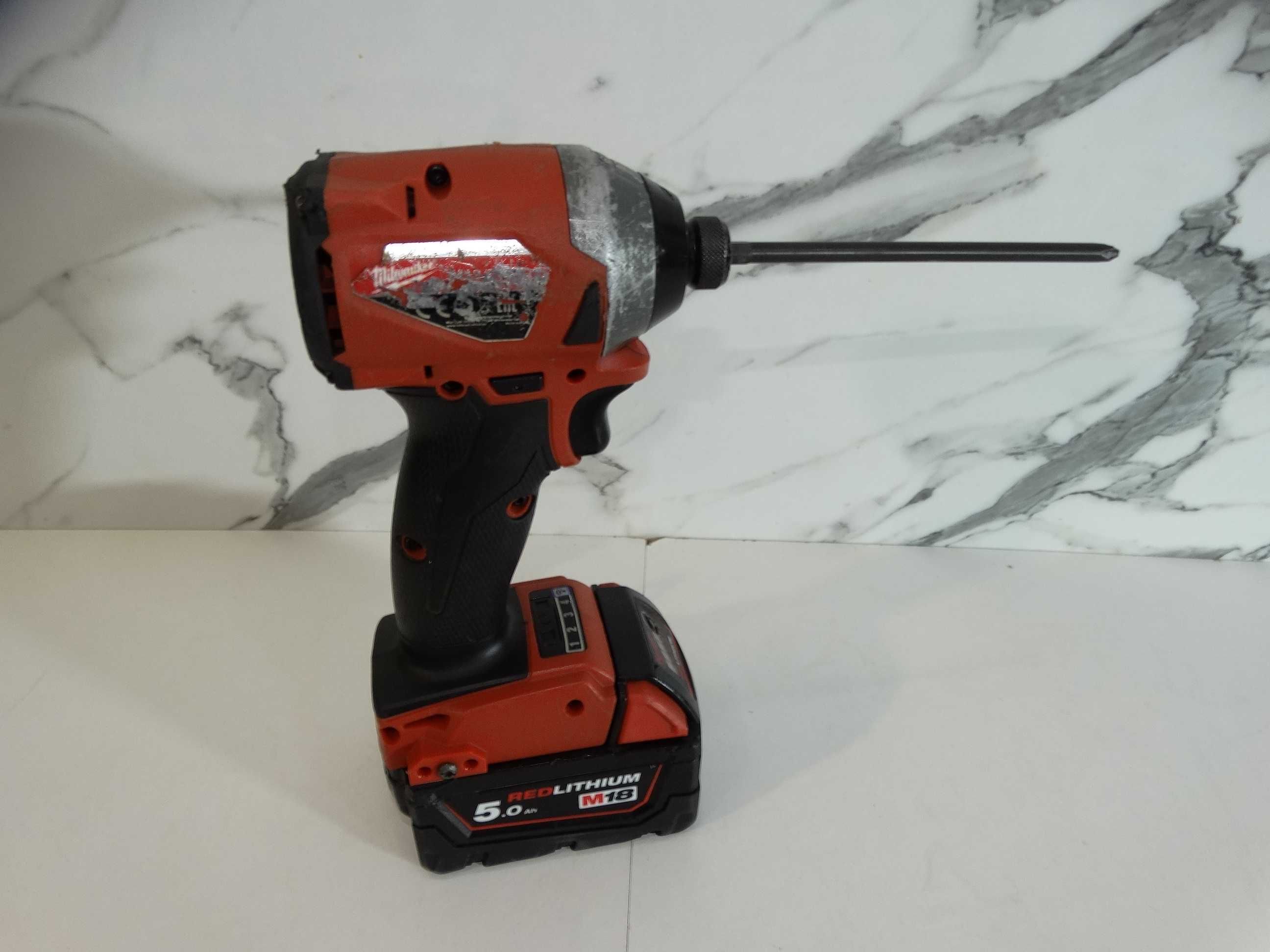 Milwaukee M18 FID 2 + 5.0 Ah - Импакт драйвер