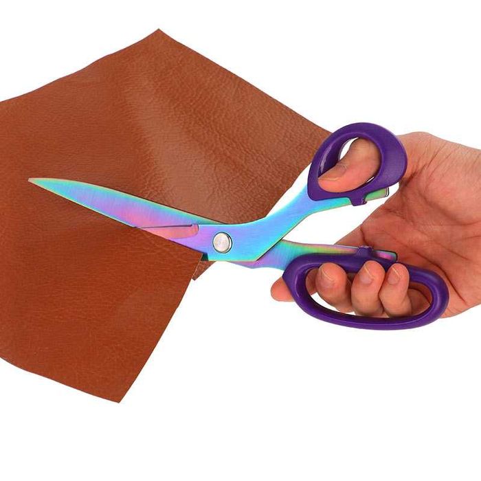 Ножица Color Titan 20 см с дръжка и остриета от неръждаема стомана