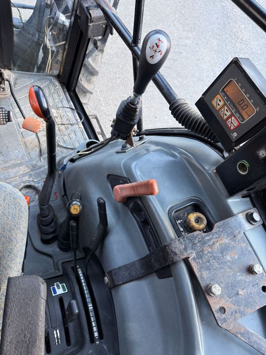 Tractor New Holland TL 90 cu turbo 90 cp cu Clima