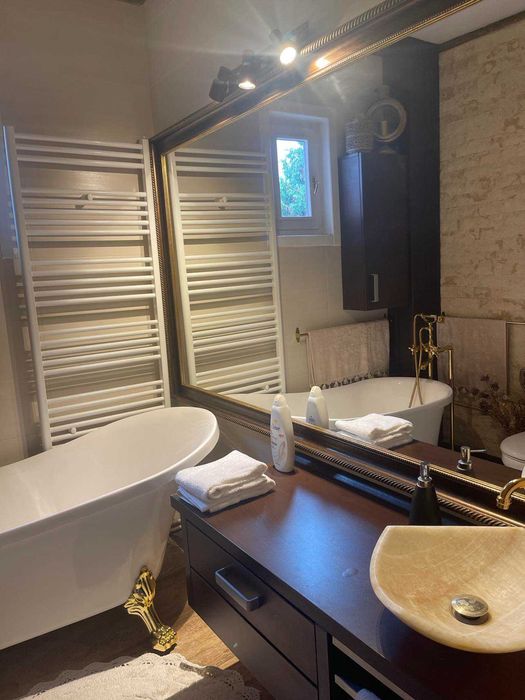 Casa in Tg Secuiesc, pretabil pt locuit,birouri,cabinete medicale,etc.