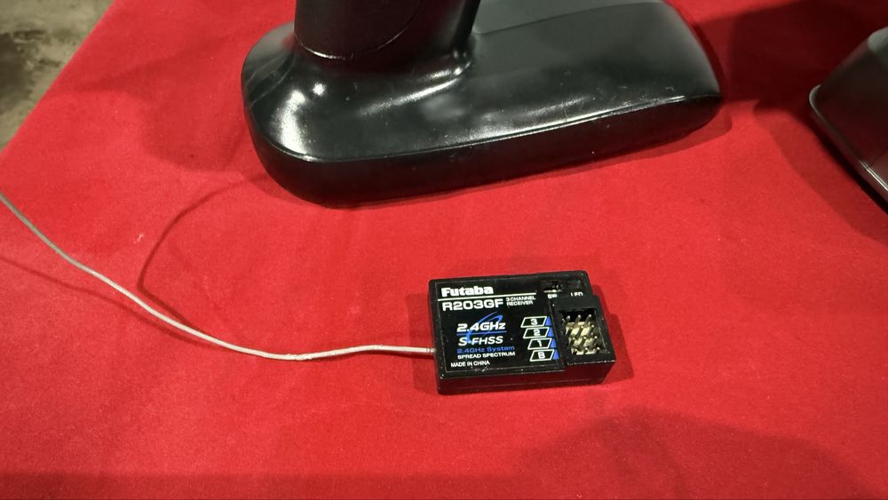 Telecomenzi Spektrum Futaba cu receivere