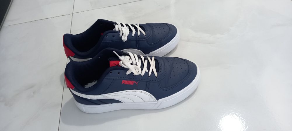 Vând încălțăminte Puma