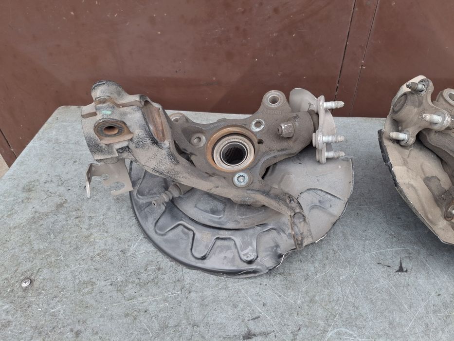 Fuzeta față Vw Golf 7 Leon A3 Octavia 2012+ rulment/Abs