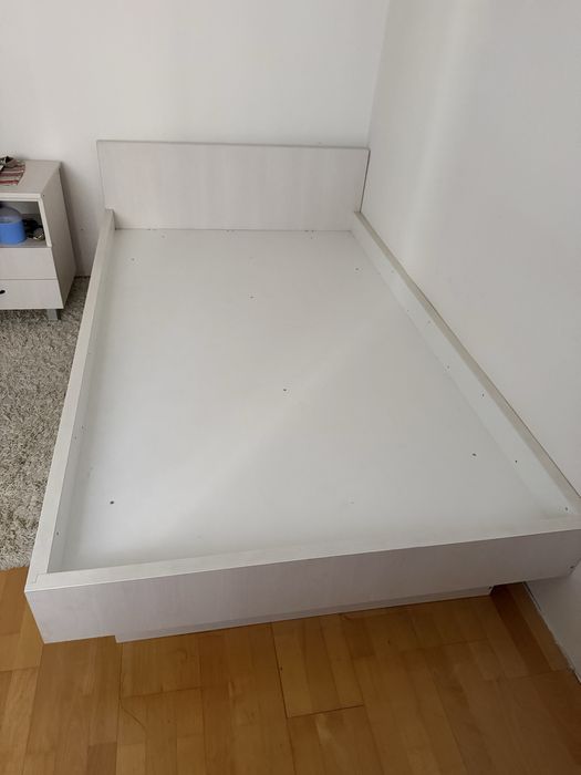 Vand pat 1-2 persoane confectionat la comanda 120/200 cm pal gros