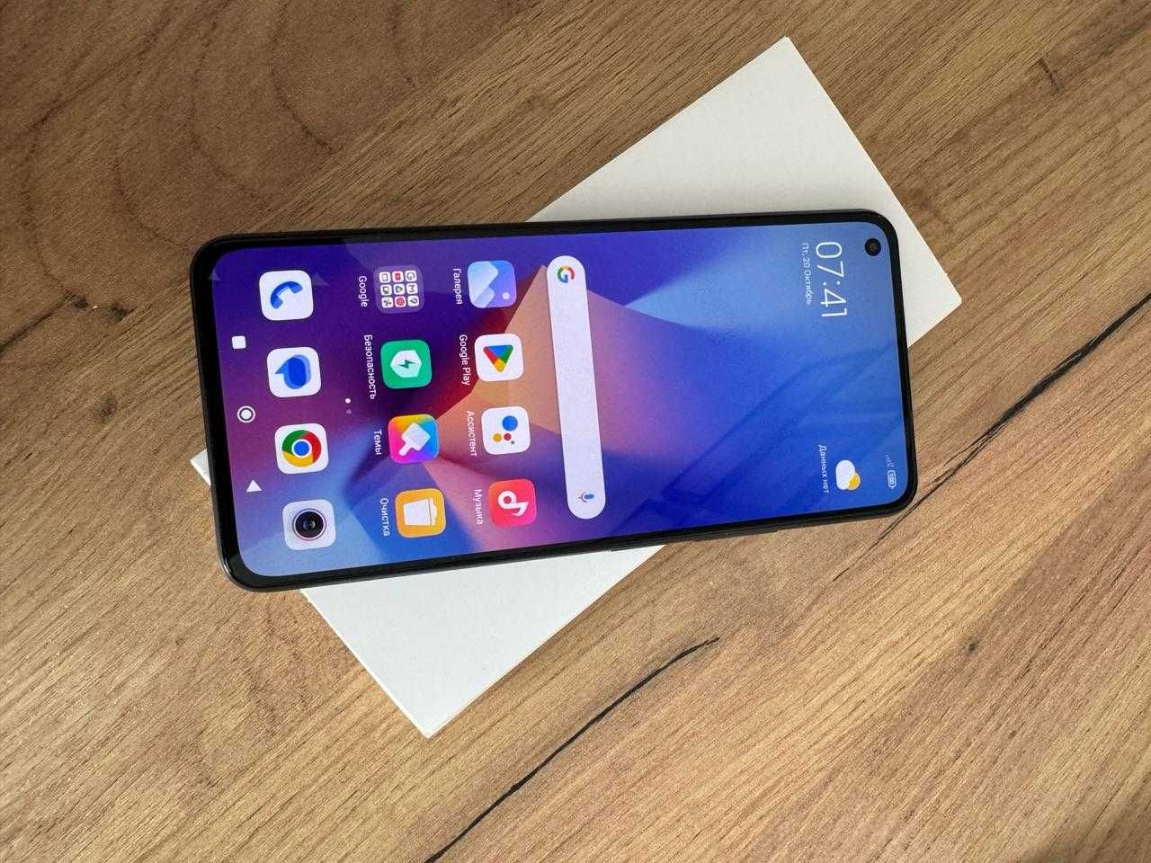 телефон Xiaomi Mi 11 Lite 8GB/128GB