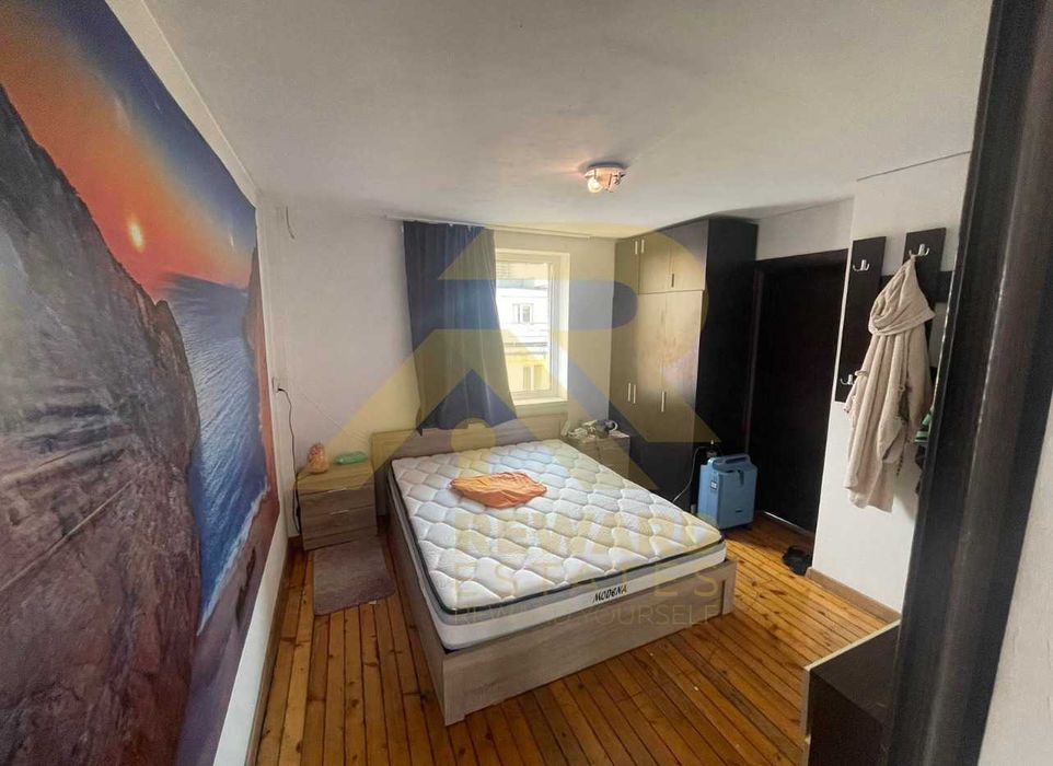 Продава се Тристаен апартамент в София, Център - 80 кв.м за 3238 €/кв.м - Снимка #6