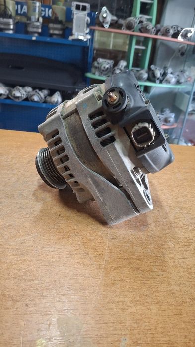 Alternator Toyota Rav4 Previa Avensis Verso 2.0D 2001-2006