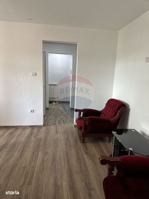 Apartament cu 3 camere de închiriat în zona Maratei