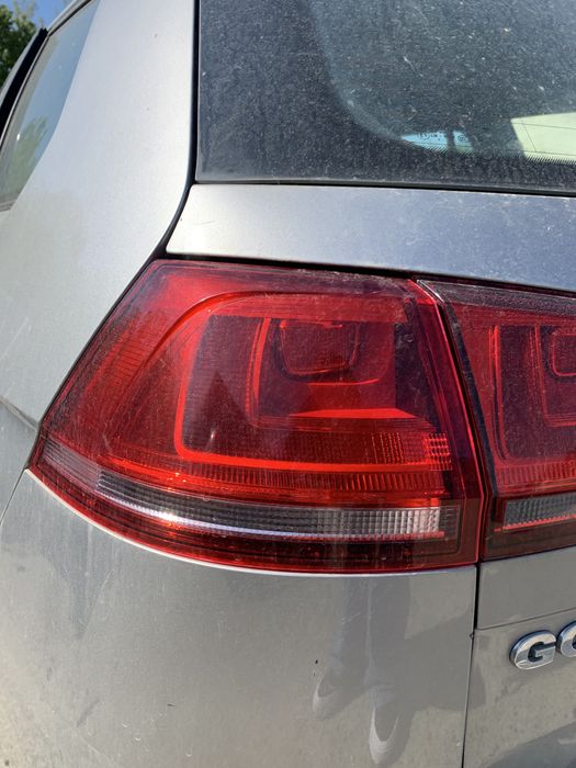 stop stanga aripa volkswagen golf 7 break 1.4 benzina 2015