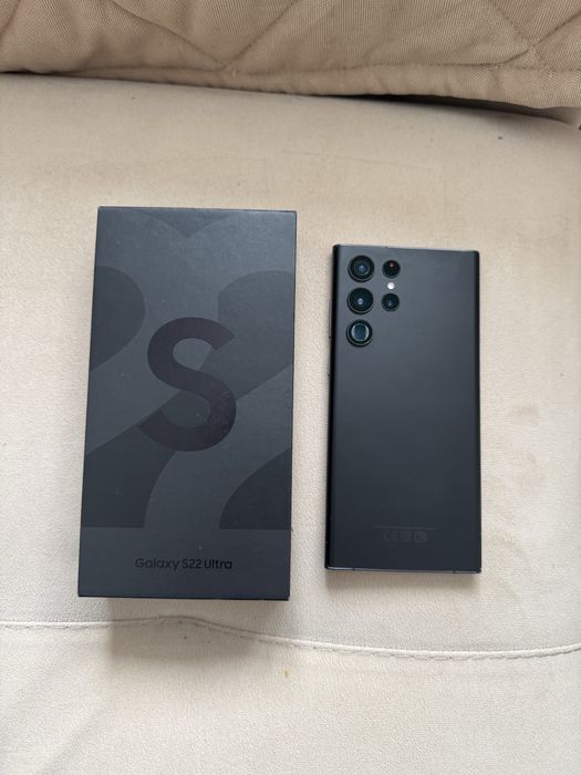 Самсунг S22 ултра