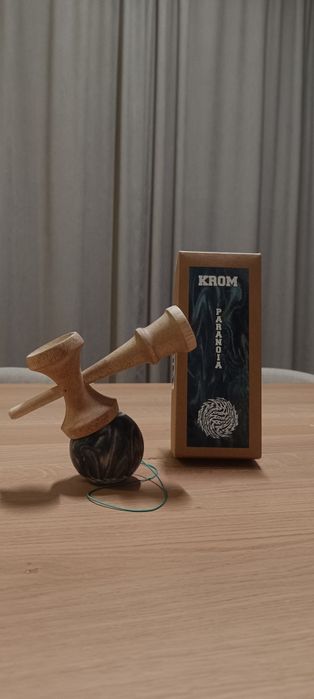 Kendamă Krom+cutie+ață de schimb originală !!URGENT!!