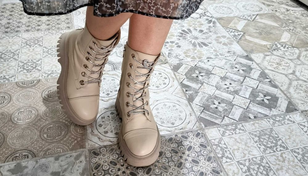 Ръчно изработени боти МАРТИНИ, 37 номер