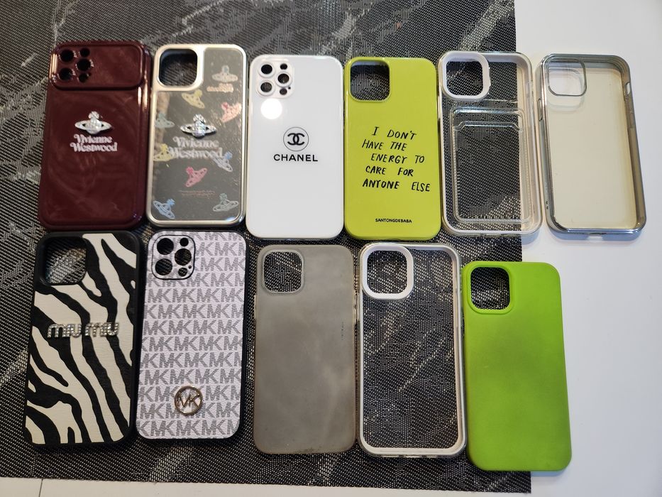 Чехлы на IPhone 12 Pro