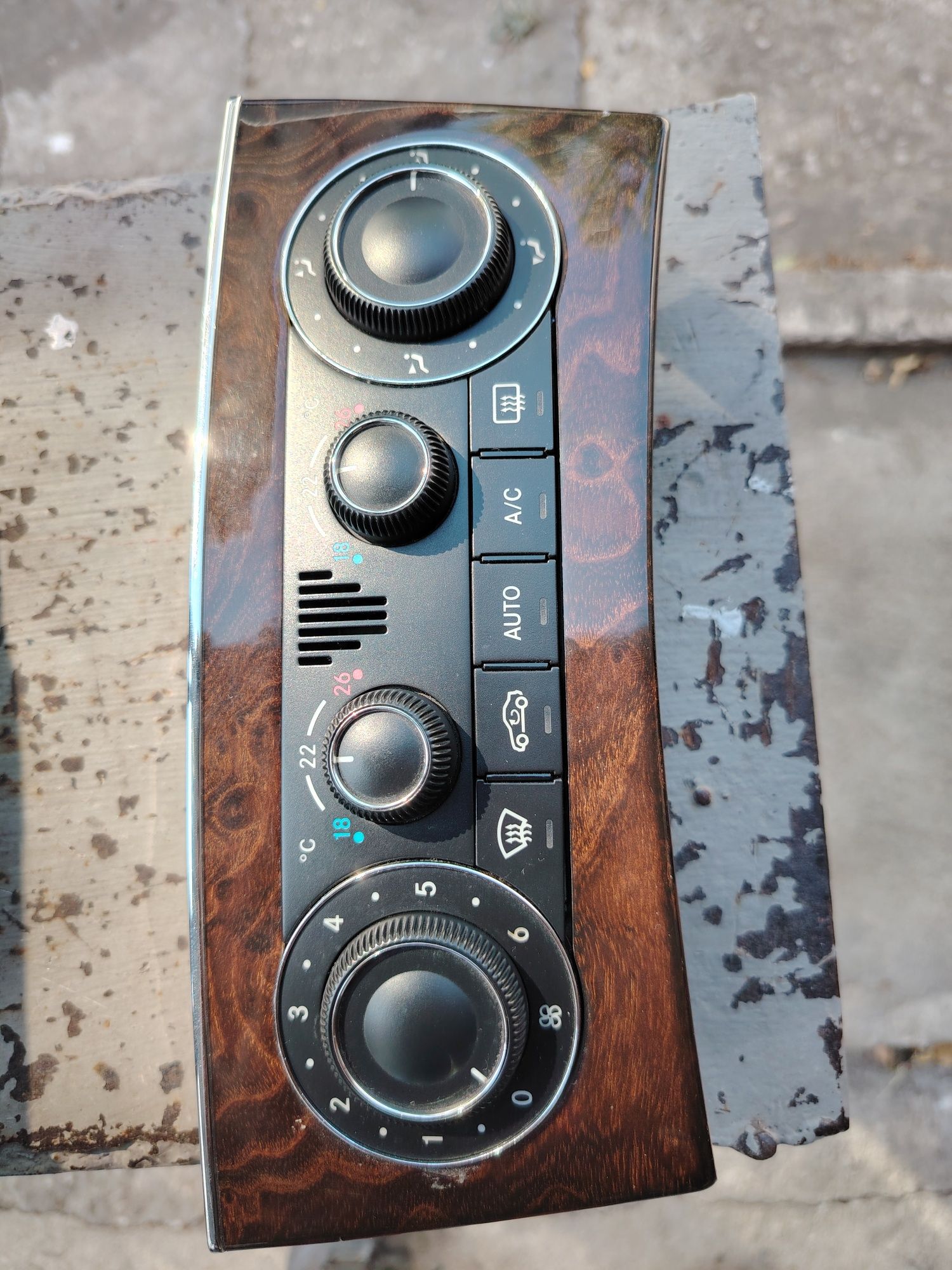 Управление на климатик С220 w203