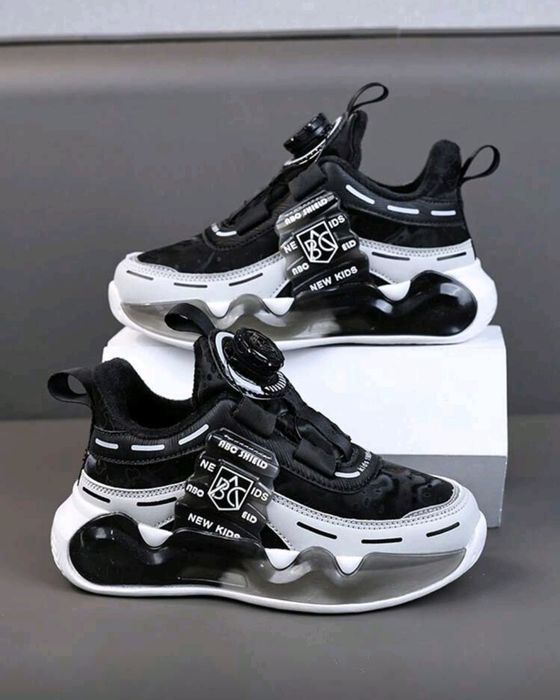 Детски маратонки момиче