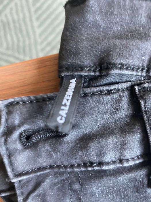 Дамски дънки Calzedonia;