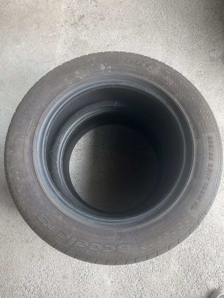 Гуми 235 / 55 / 17