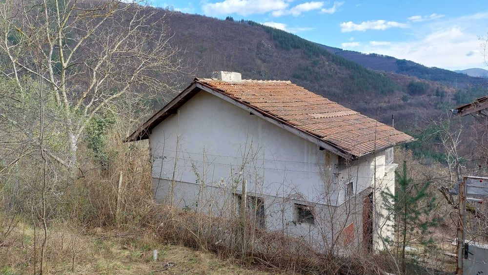 Продава се Къща в с. Редина, Област София-област - 80 кв.м за 563 €/кв.м - Снимка #1