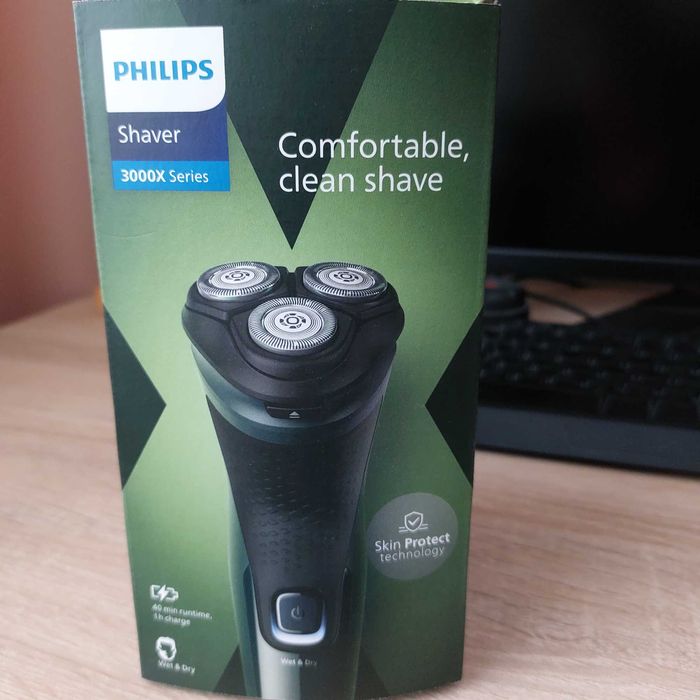 Електрическа самобръсначка Philips