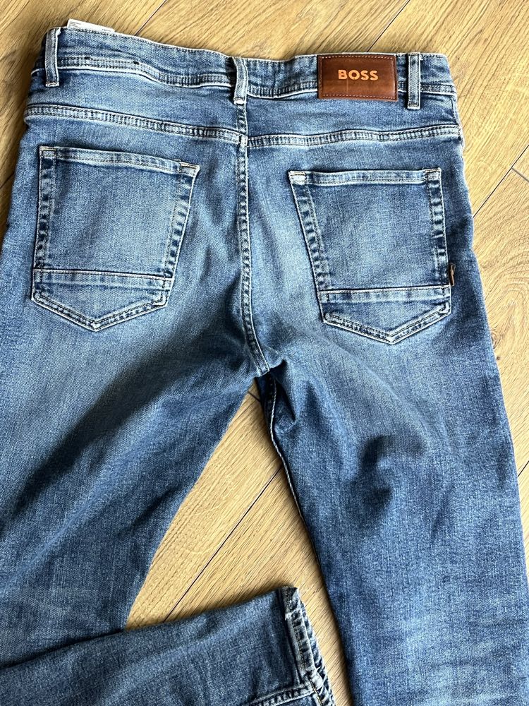 Hugo Boss : Taber BC Aqua - 32 Slim / Оригинал