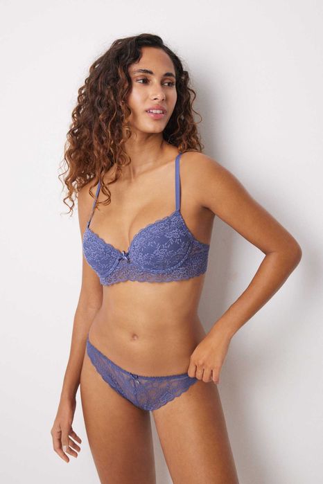 Дантелен Сутиен - Нов с етикет