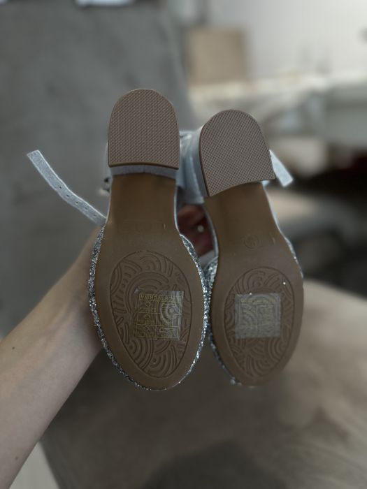 Pantofi cu toc fetite