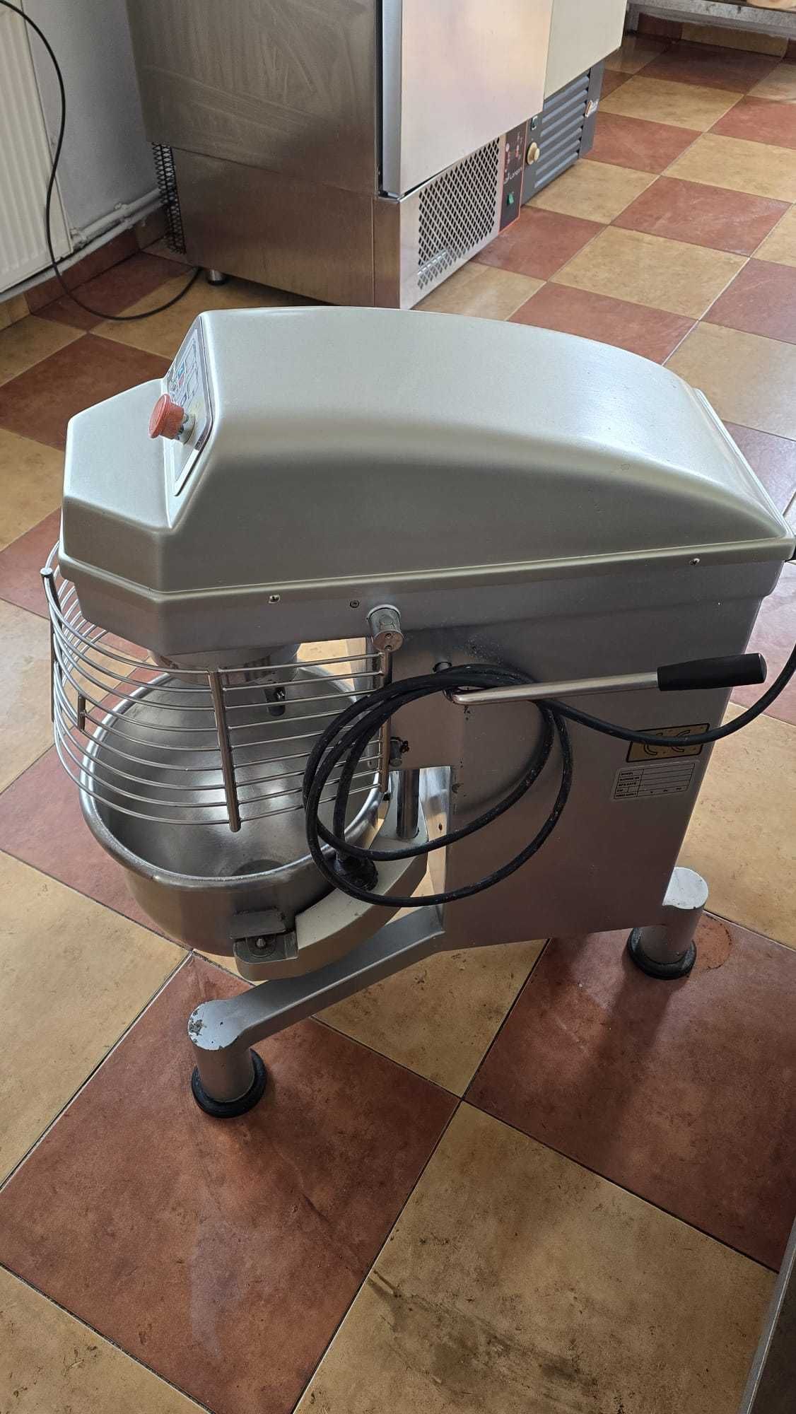 Mixer planetar profesional 20 l