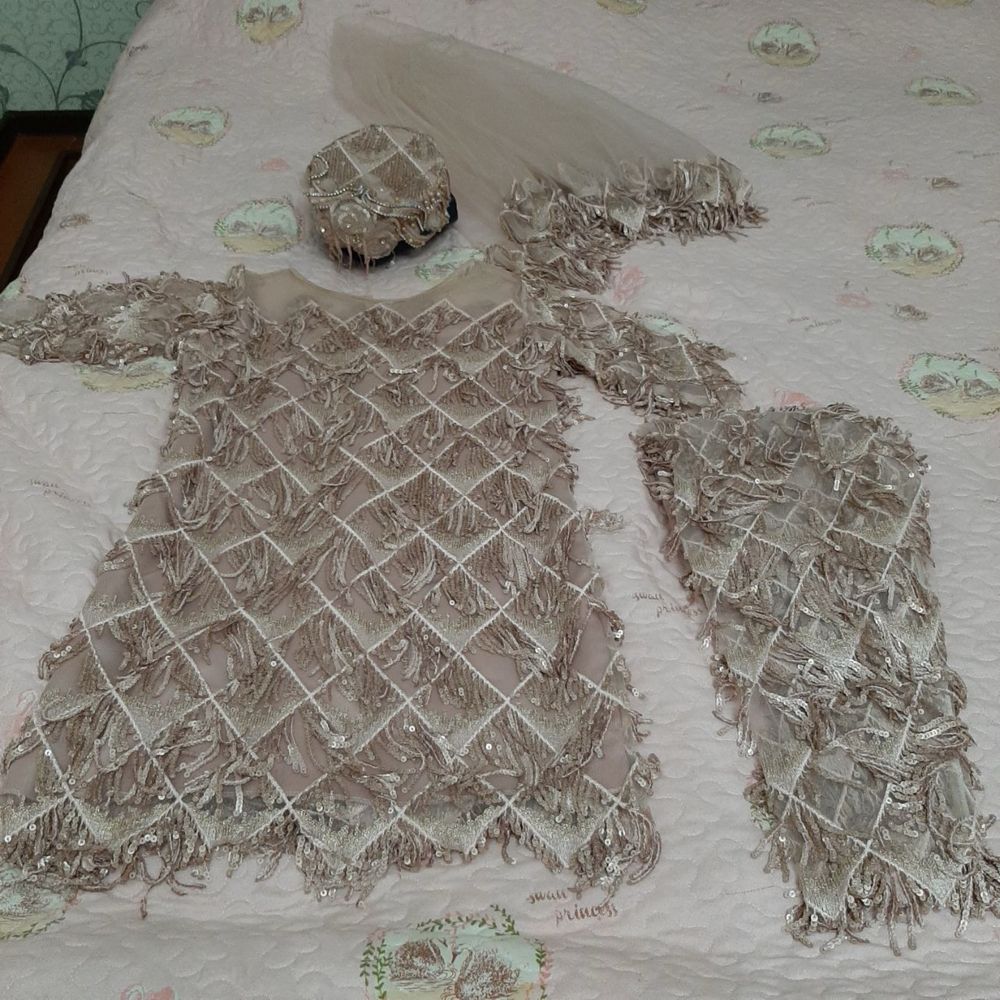 Ansanbil kuylak.