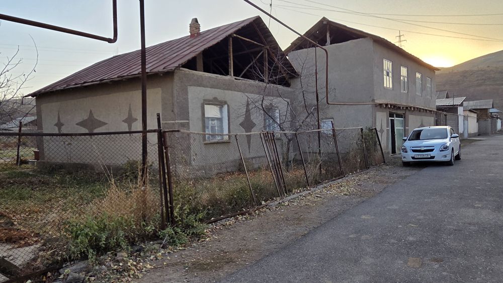 Участка сотилади