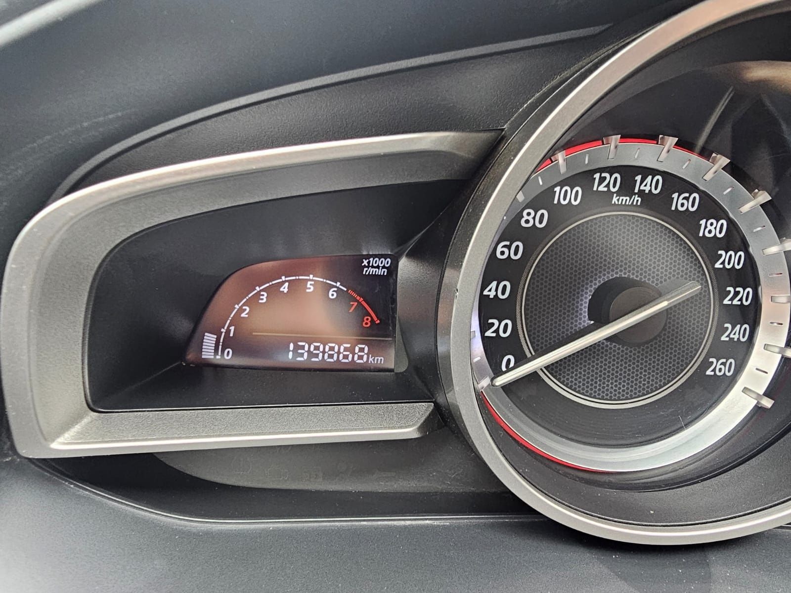 Mazda 3, 2.0l, 2014 manuala, 140.000 km. 120 cp