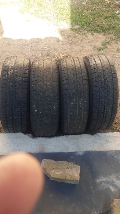 Продам зимние шины 185/65/14