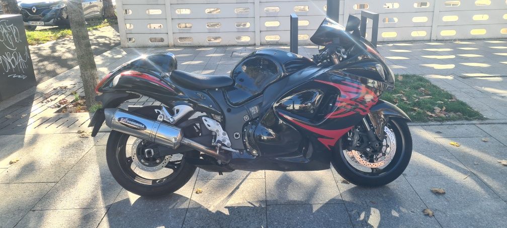 Suzuki Gsx 1300 R Hayabusa în RATE sau Schimb cu Generația III