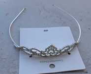 Vand diadema femei, cu strasuri, foarte frumoasa, marca H&M