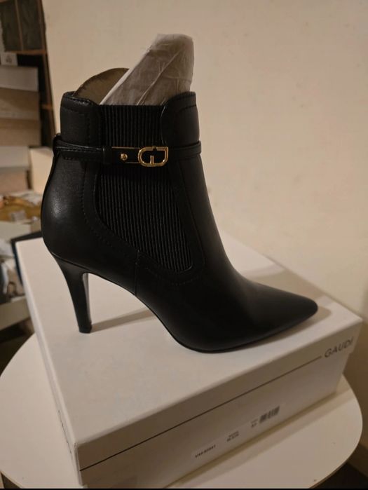 Ghete  piele naturala