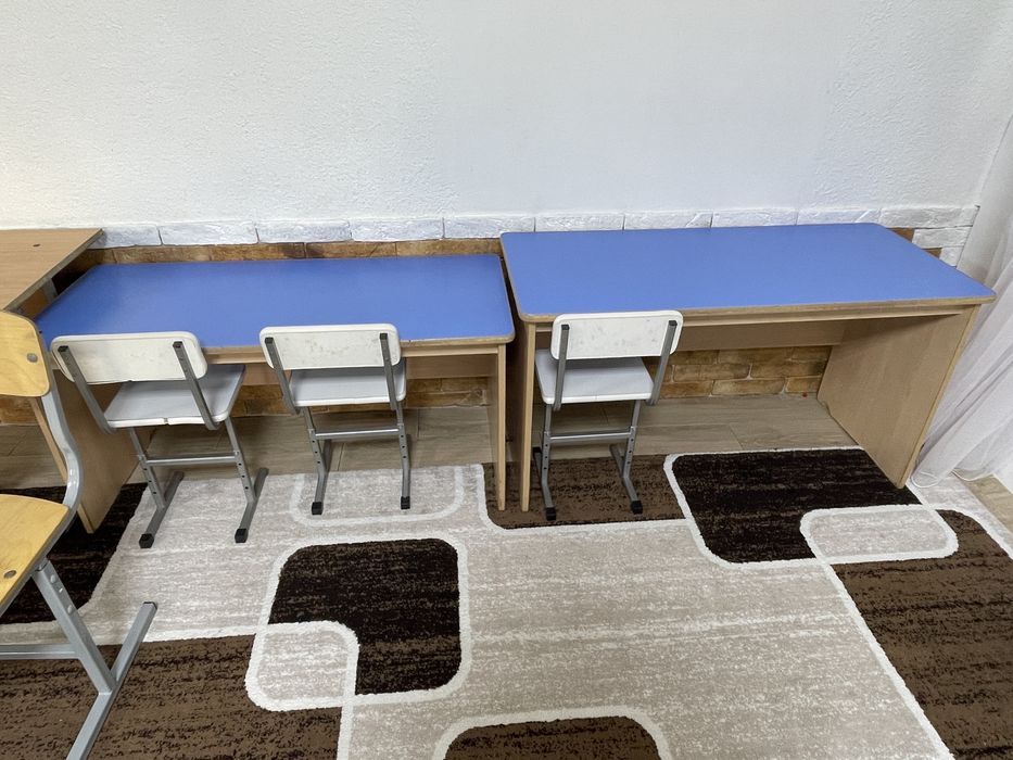 Парты детские без стульчиков и школьные парты комплект
