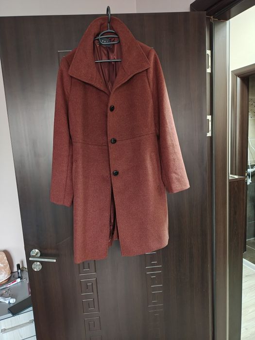 Дамско палто М размер