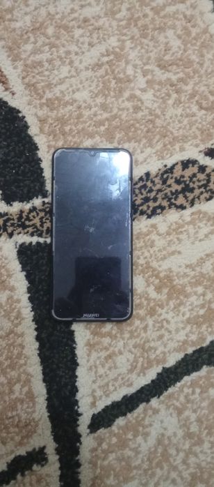Huawei y6 2 телефон сатылады жаксы жағдайда . 1 телефон кок цвет, 2тел