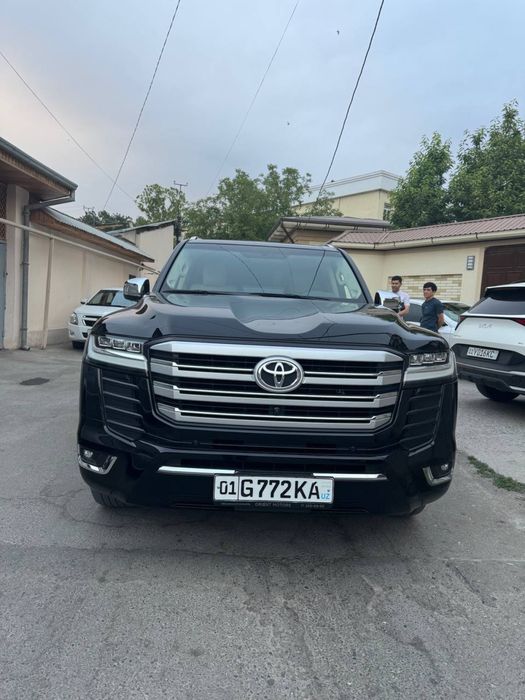 Услуги на Тойота ланд крузер 300