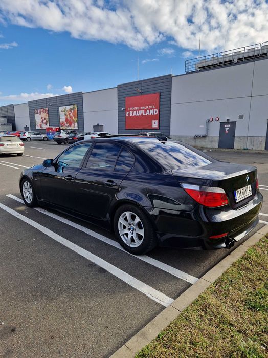 Vand autoturism BMW  520