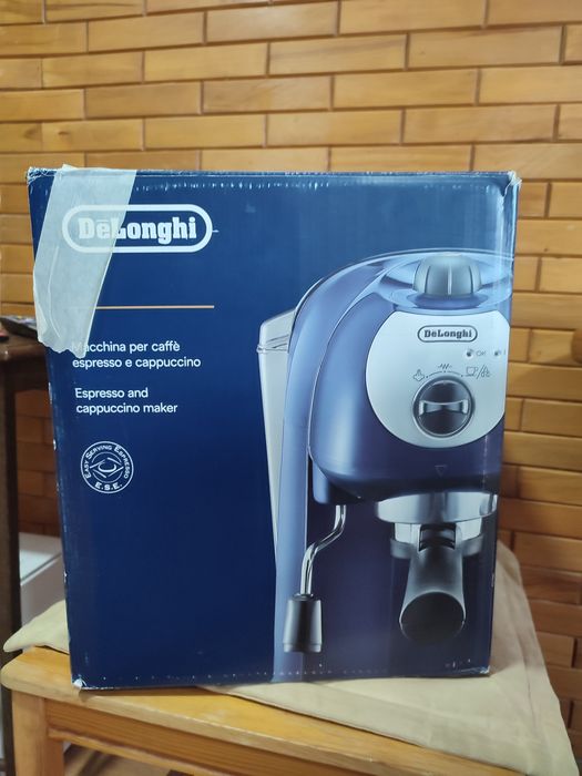 Expresor nou DeLonghi in garanție