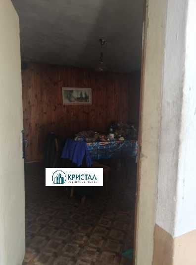 Масивна къща с пристройка в Кочево