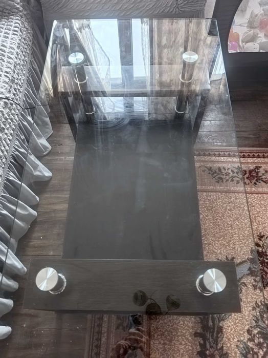 Стъклена холна маса 70х130х53
