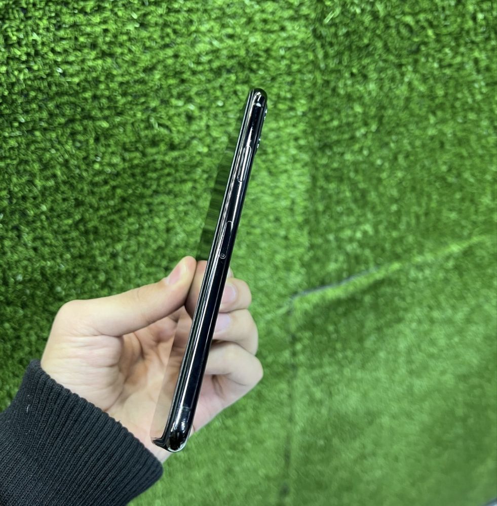 Iphone 11 pro max 64 lik