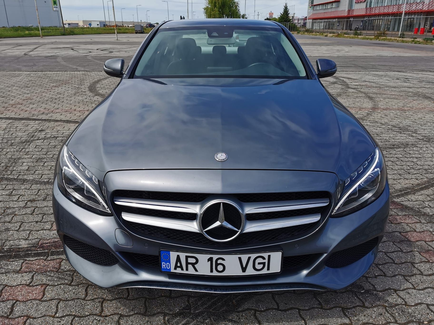 Vand Mercedes C 180 AVANTGARDE 45700 km