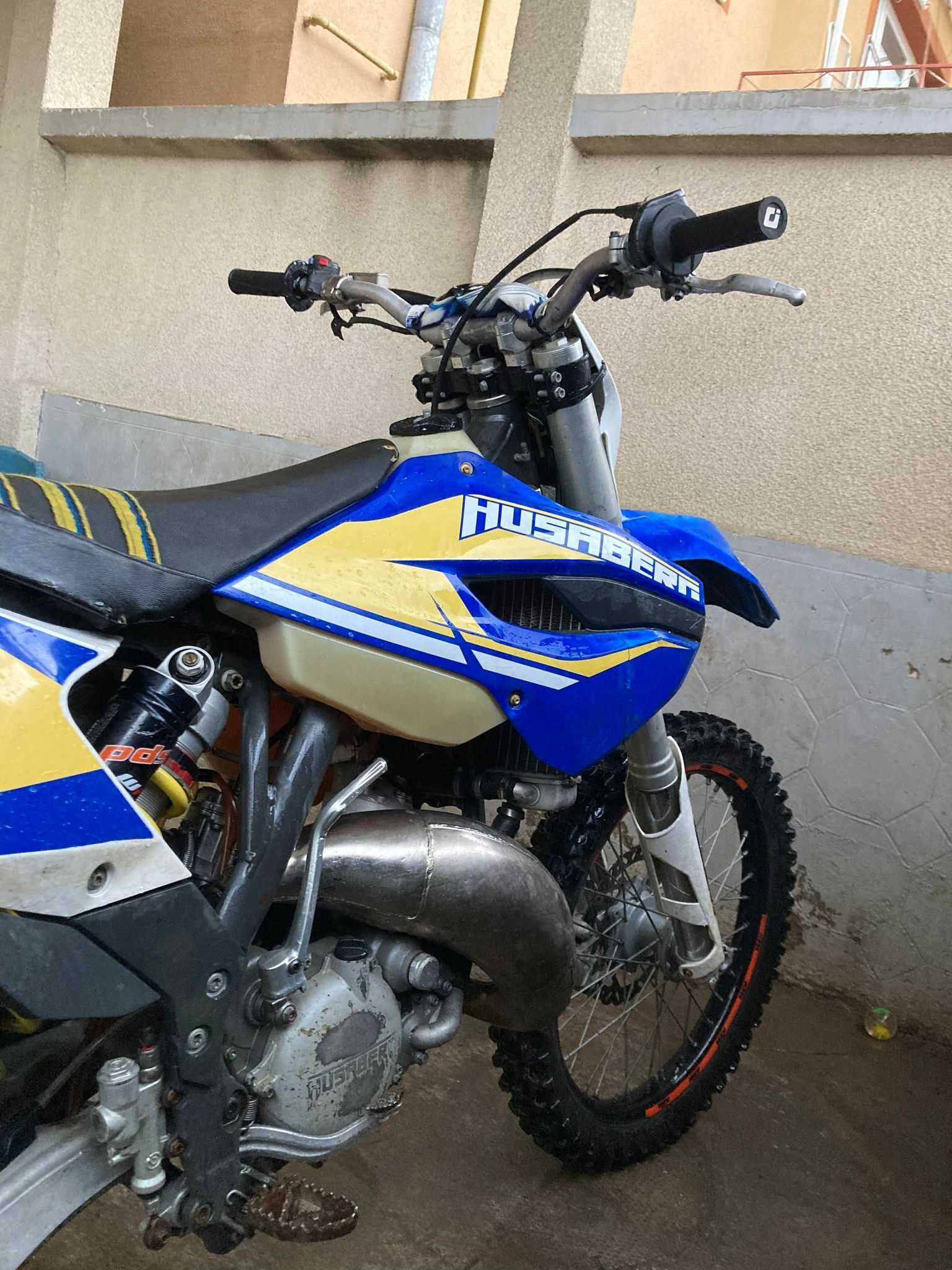 Vand Husaberg te 125 (nu ktm husqvarna gasgas beta )