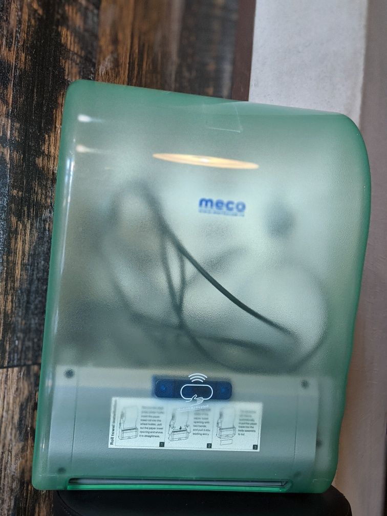 Dispenser prosop hartie cu senzor Meco PD21